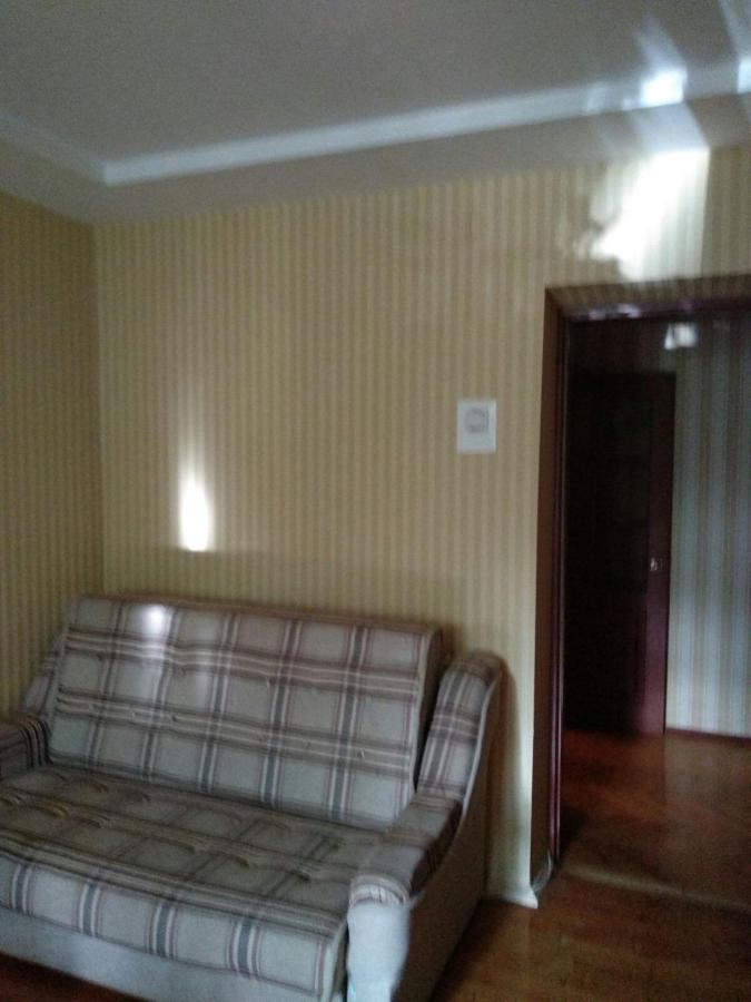 4-X Apartments Center Wi-Fi С 3-Мя Спальнями 95М2 Chernihiv Exterior foto